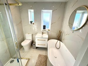 Photo 11- click for photo gallery